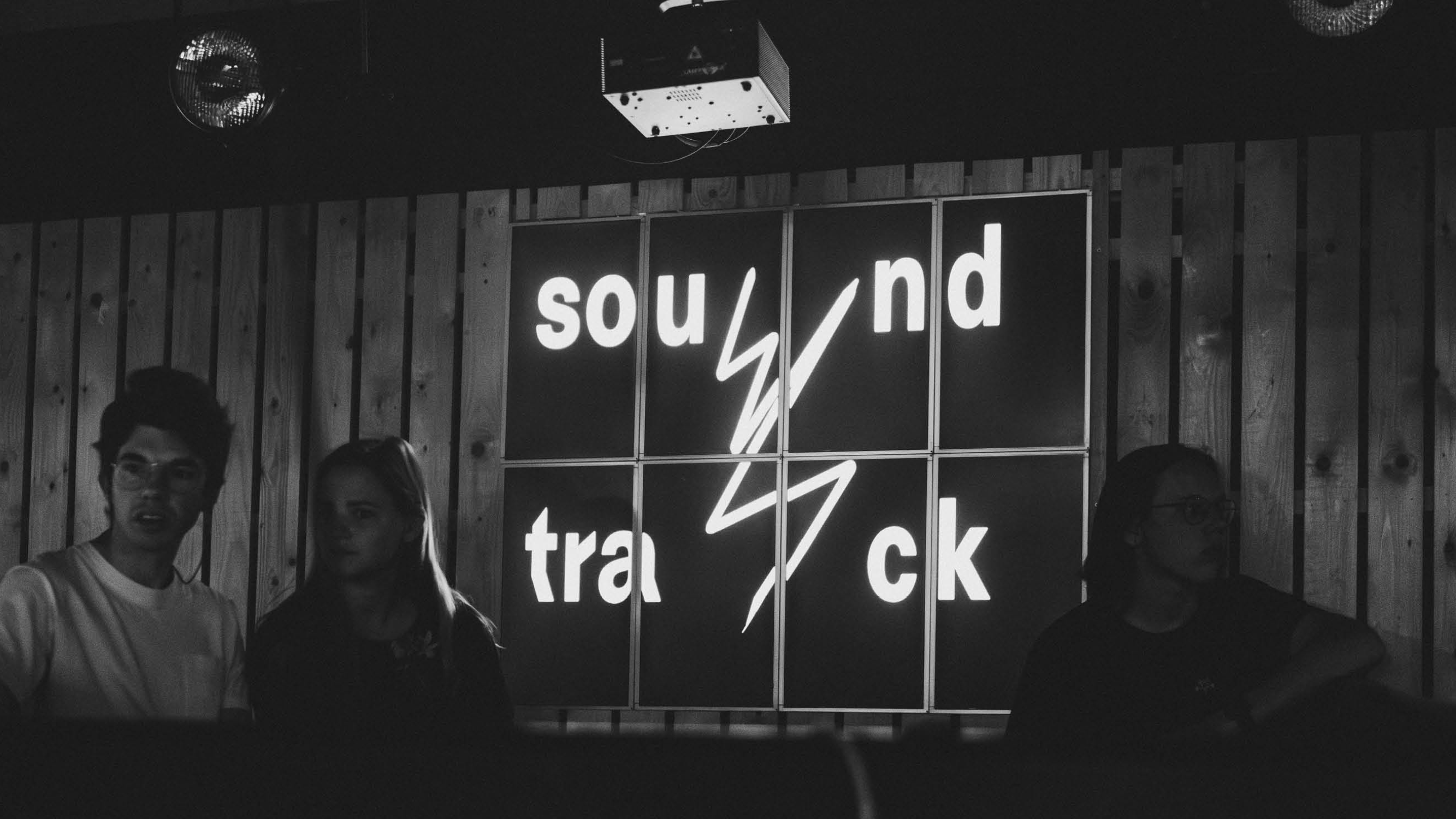 © sound track